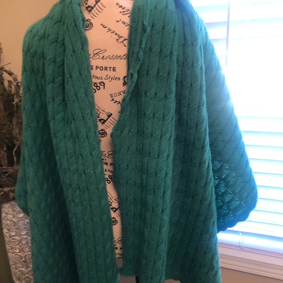 Sweater and matching extra long matching scarf - Picture 5 of 7